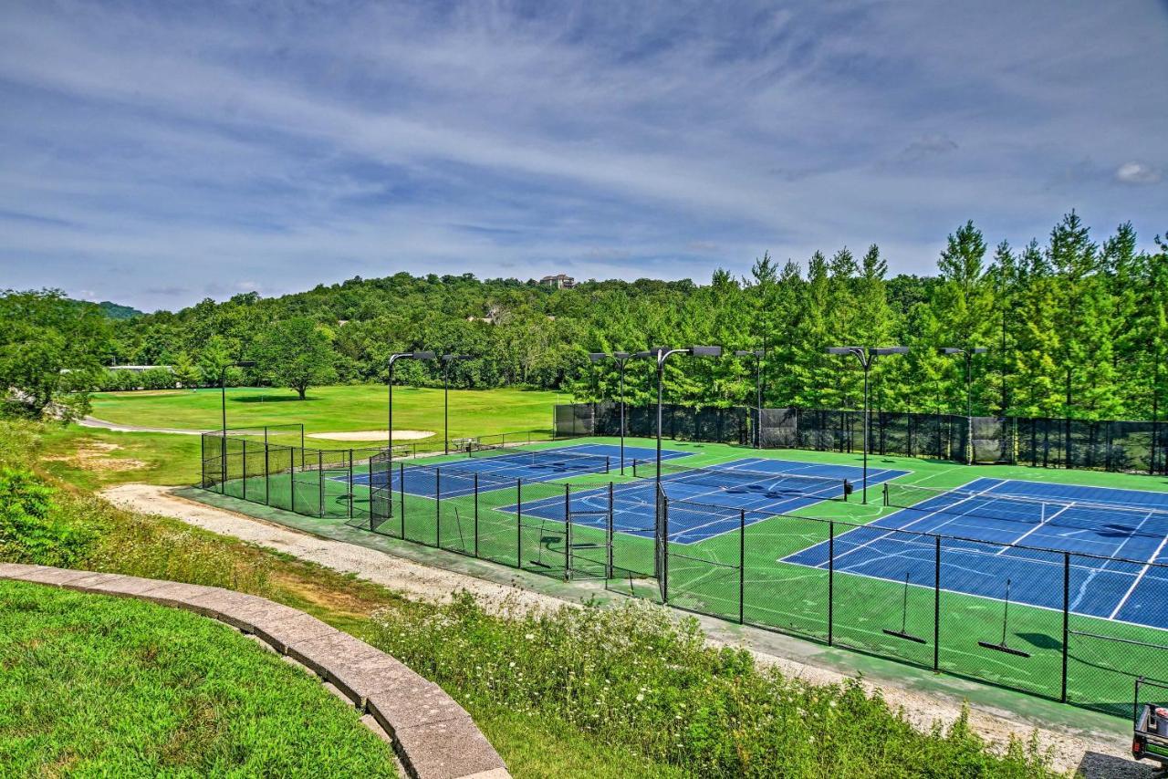 Branson West Cabin With Pool Access And Golfing Екстериор снимка