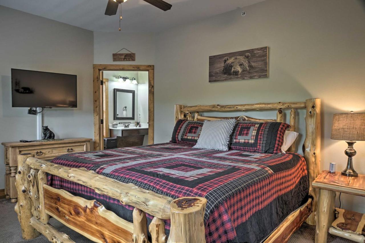 Branson West Cabin With Pool Access And Golfing Екстериор снимка